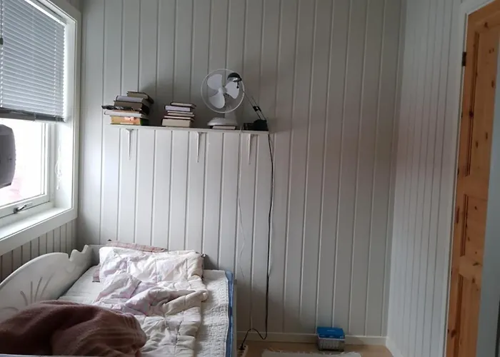 Hjem Pa Vadsoya Apartament *